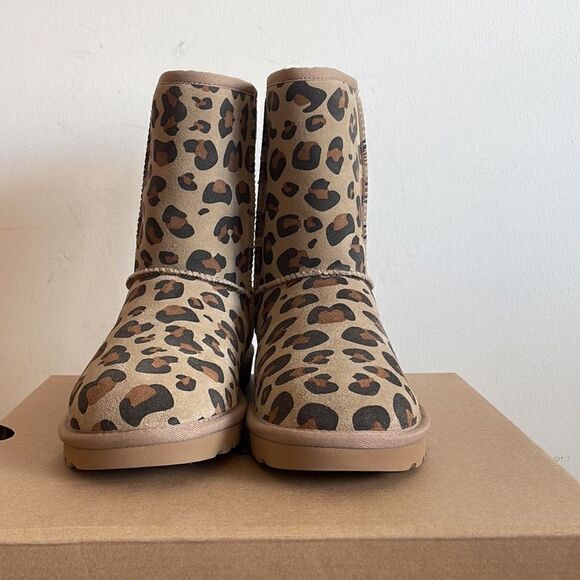 UGG Classic Short II Leopard Print Boots USA Women Size 7/UK 5/EU 38 - Picture 5 of 15